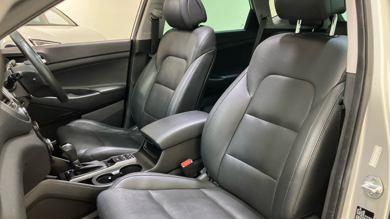 Hyundai Tucson 1.7 CRDi Blue Drive Premium SE 5dr 2WD DCT Diesel Estate